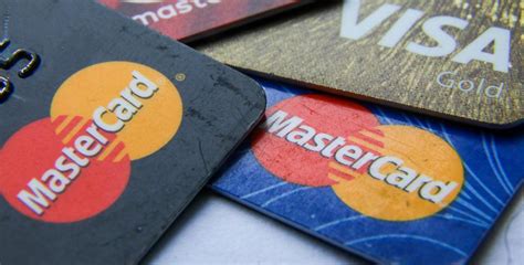 Главный идентификатор платежной системы: VISA или MasterCard?