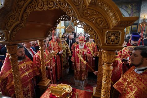 Значимость принесения возношений в святом храме