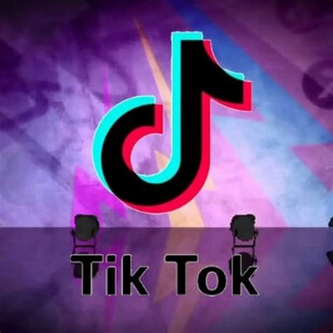 Найдите интересное видео в приложении Tik Tok