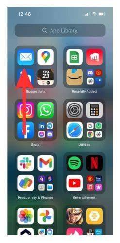 Откройте App Store на своем iPhone 11