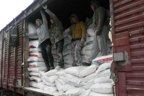 Трудности с поставками муки в обороняемом городе