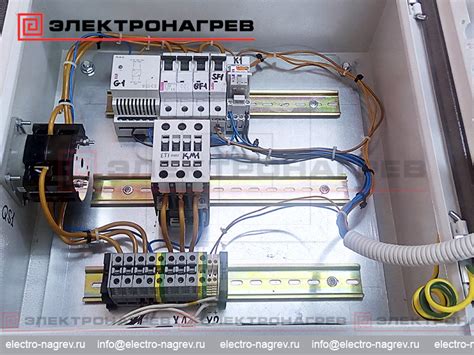  Работа шкафа управления на электростанции 